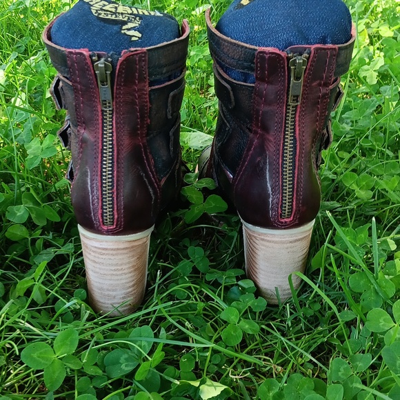 Freebird by Steven Braeden Black Multi - Picture 5 of 9